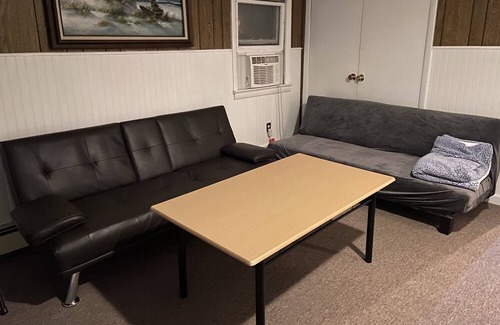 Manasquan Casa | 5 Minutes walking distance to beach! cozy, clean place to staying.