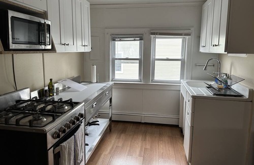 Manasquan Casa | 5 Minutes walking distance to beach! cozy, clean place to staying.