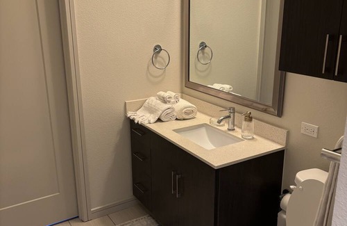 West End Condominio | 6th St Newest Luxury Condo ATX!