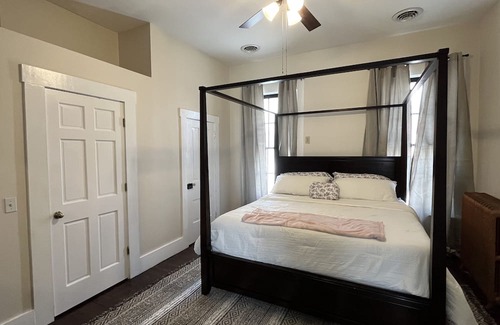 Hannibal Casa | Gypsum Hill- Historic Downtown Hannibal Missouri