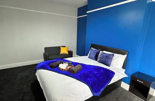 Liverpool Casa | Quirky Oasis Queens
