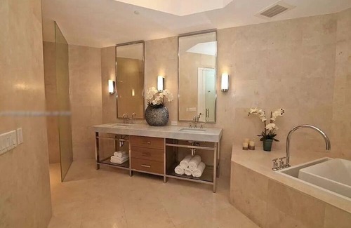 Surfside Apartamento | Oceanfront Luxury Penthouse Bal in Harbour - 3 Bedrooms