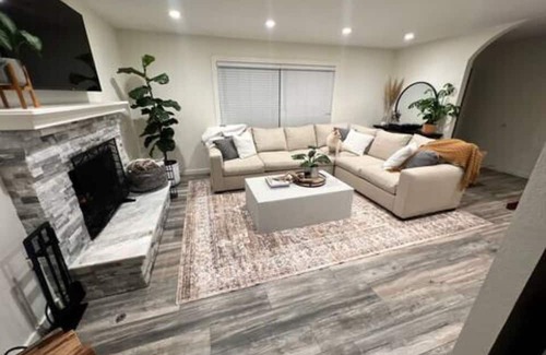 Seaside Casa | Family Friendly Seaside Home