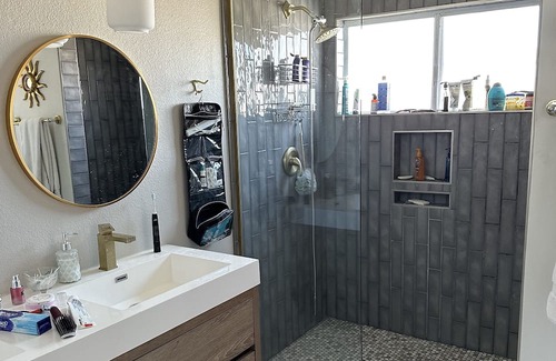 Palm Desert Condominio | Cozy Condo - 24 min from Coachella, 4 minutes from downtown Palm Desert.