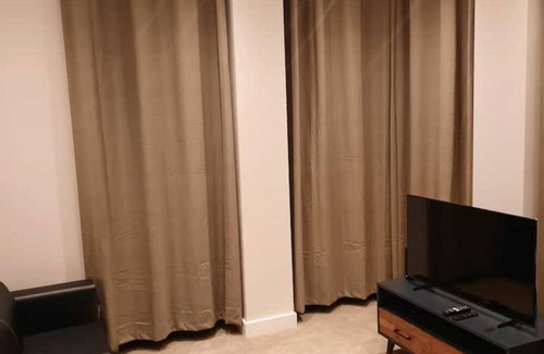 Woking Apartamento | 1 bedroom modern apartment in Woking with own parking.