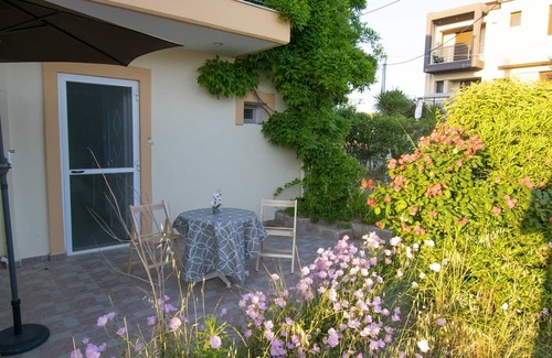 Nea Propontida Complejo | Alkiviadis Maisonette by RentalsPro
