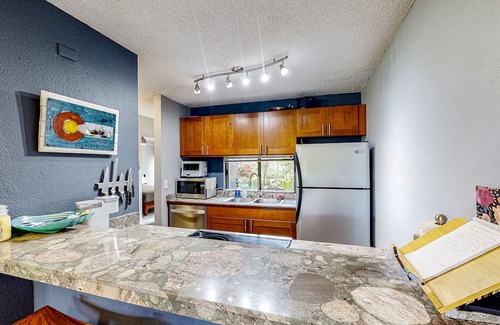 Waikoloa Condominio | Inviting condo with lanai & washer/dryer - pool, golf & tennis on-site
