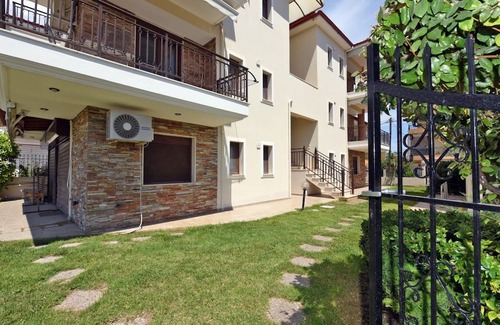 Paralia Dionysiou Apartamento | Fibes Luxury Living 1 by RentalsPro