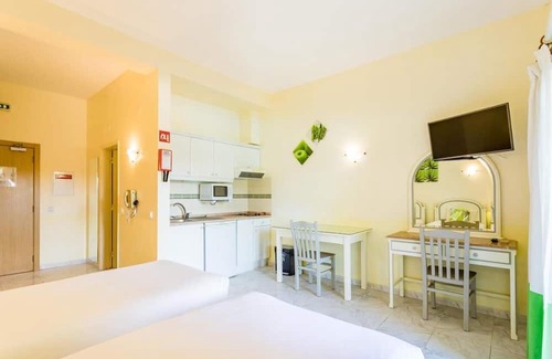Figueiral Casa | Explore Algarve's Beaches! Kitchenette, 2 Swimming Pools, Close to Vale do Lobo!