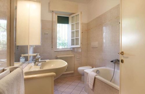 Forte dei Marmi Casa | Villa Venezia by Interhome