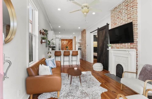 West Riverside Casa | Beautiful 3 bed 2 bath Home in Uptown New Orleans