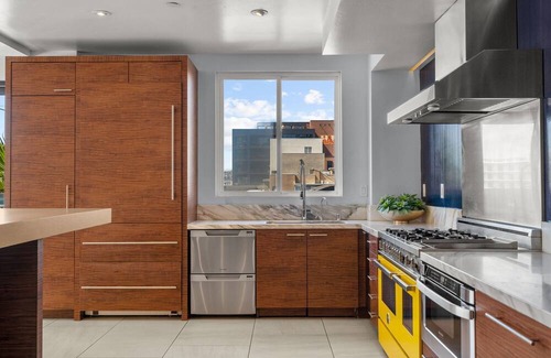 Little Italy Apartamento | Little Italy Studio w/ Office by Anyplace - 11664