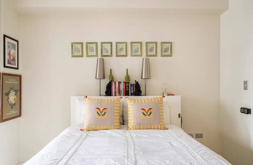 Mascot Apartamento | 0 min to train, 2 stops to city