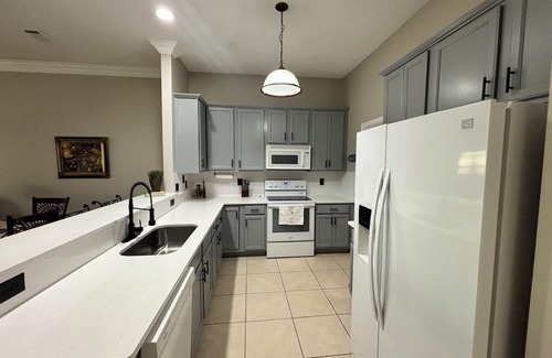 Niceville Casa | Your Cozy Retreat in the Heart of Niceville - Minutes from White Sandy Beaches!