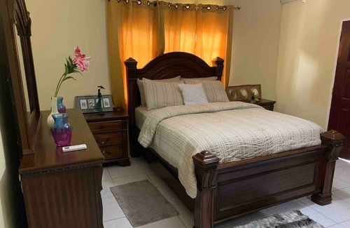 Whitehouse Casa | Mini Cozy Lodging
