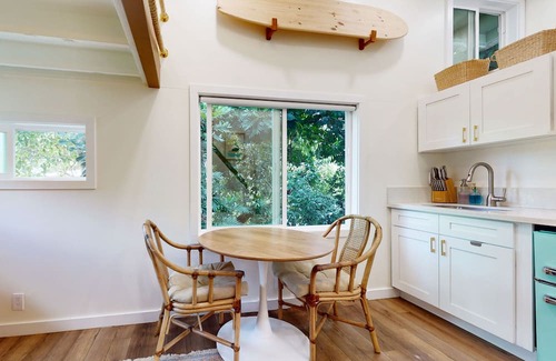 Mililani Apartamento | Gorgeous guest suite in great central location with loft, kitchenette, streaming