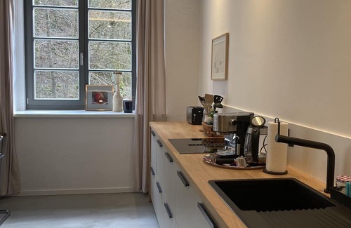Sieber Apartamento | Moderne Idylle am Fluss in der Schleiferei Zwei