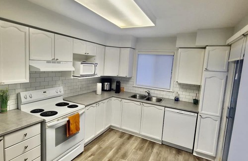 Industrial Park Casa | 10 mn from Airport Peaceful & Bright home