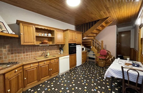 Ferrieres-sur-Sichon Cabaña | Gite Ferrières-sur-Sichon, 5 bedrooms, 10 persons