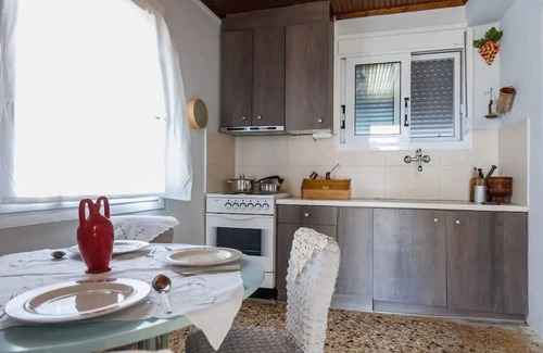 Valira Casa | Valira's Antique House - A Timeless Getaway
