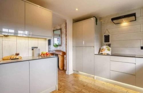 Kirby Misperton Casa | Spacious 6 bed w/hottub near Flamingo Land
