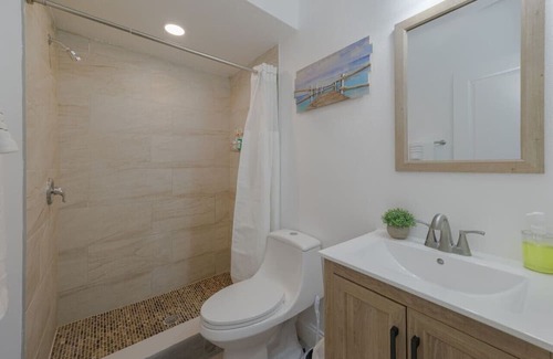 Azalea Park Casa | Comfy studio in Central Orlando