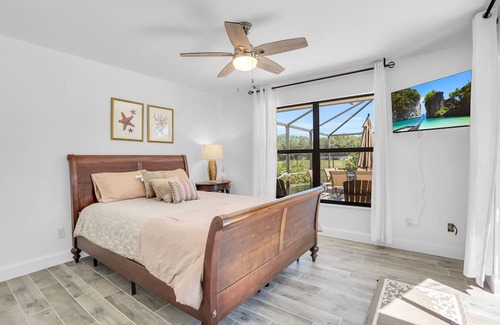 Willoughby Acres Casa | Enjoy all that Naples has to offer. Convenient access to everything you need.