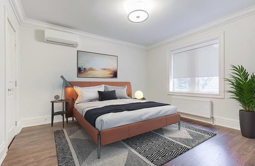 Midtown Toronto Casa | Luxurious Four Bedroom House in Forest Hill