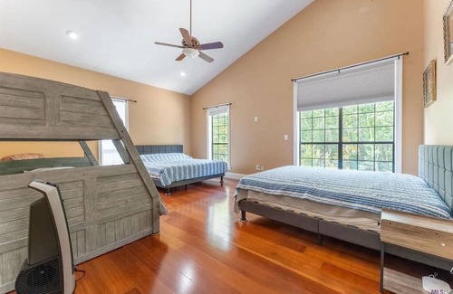 Maurepas Casa | House located on the Bayou-Sleeps 16. Fishing, WiFi, pool, AC, and pool table