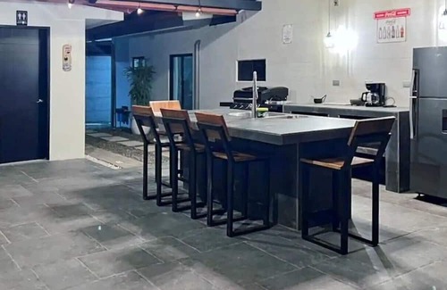 Bandera Casa | "Explore and Rest at La Casa de Papi in Playa Bandera"