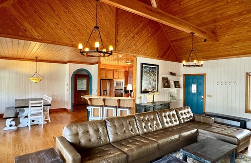 Mentone Casa | Our Home on the Lake
