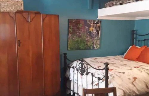 North Oak Park Casa | Adorable Med Cntr/Oak Park studio 6 min to UCDavis