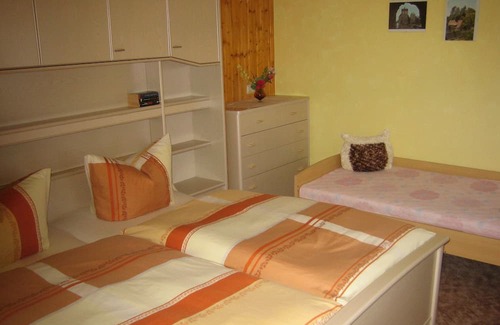 Weifa Apartamento | Ferienwohnung/app. für 7 Gäste mit 56m² in Steinigtwolmsdorf