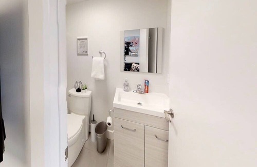 Sandy Hill Apartamento | Bachelor apartment in downtown!