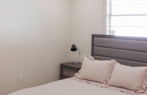 Jefferson Casa | Cozy 2-bedroom 5 minutes from tree-lined Carrollton/St. Charles Ave.