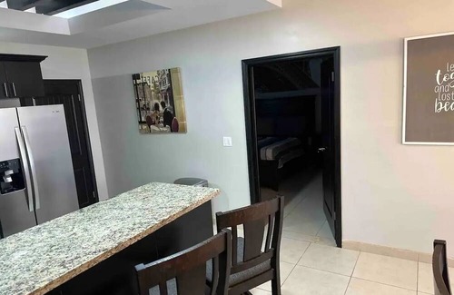 Bella Vista Casa | Experience Coastal Bliss: Stunning Beach Views, Rooftop Fun, Prime Tourist Hub!!