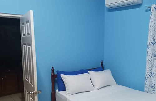 St. George's Apartamento | Finch Apartment