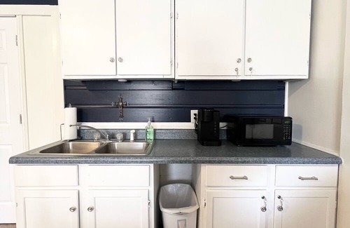 Durant Apartamento | Cozy studio with all the comforts of home bordering downtown Durant