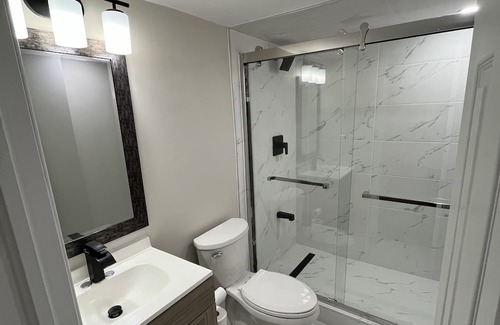 Oakville Apartamento | 4C - Comfy, Cozy, Clean and Capacious