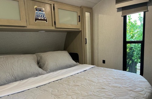 Princeton Casa | Luxury RV with Private Entrance