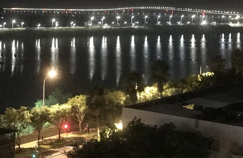Macau Apartamento | Cozy Getaway at Oriental Lisboa with Stunning HKZMacau Bridge View