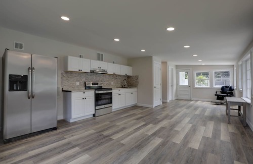 East Patchogue Cabaña | Entire Cozy Guest House