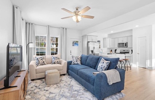 Gastonia Casa | Beautiful, Modern New Build in Gastonia