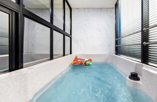 Oeseo Casa | Gapyeong Mountain Dog Pool Villa