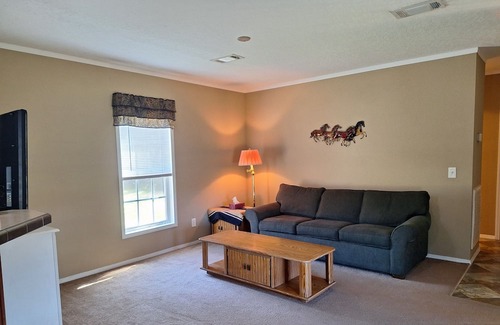 Fellowship Casa | Guest House on Private Farm near Ocala!