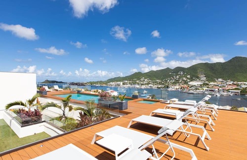 Bouvet Island Casa | Rooftop Pool & Hot Tub - LUX CONDO: Experience the Island with Local Guidebook