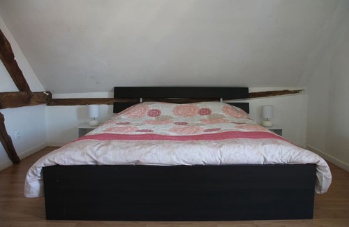 Roullee Casa | Maison de Charme au Coeur D'un Haras Avec Accès à un Petit Étang