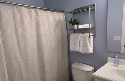 Kannapolis Casa | Fully furnished cozy 3-bed 2 ba house 1 mile from downtown charming Kannapolis.