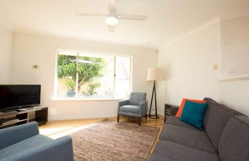 Mount Pleasant Casa | Relaxing Villa Retreat*Canning River*Family Friendly*