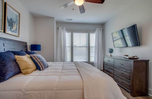 Nashville Apartamento | New* East Nash - King Bed, Short Drive to Dwntwn!